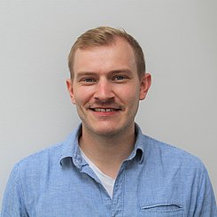 Herr  Niklas Uhr